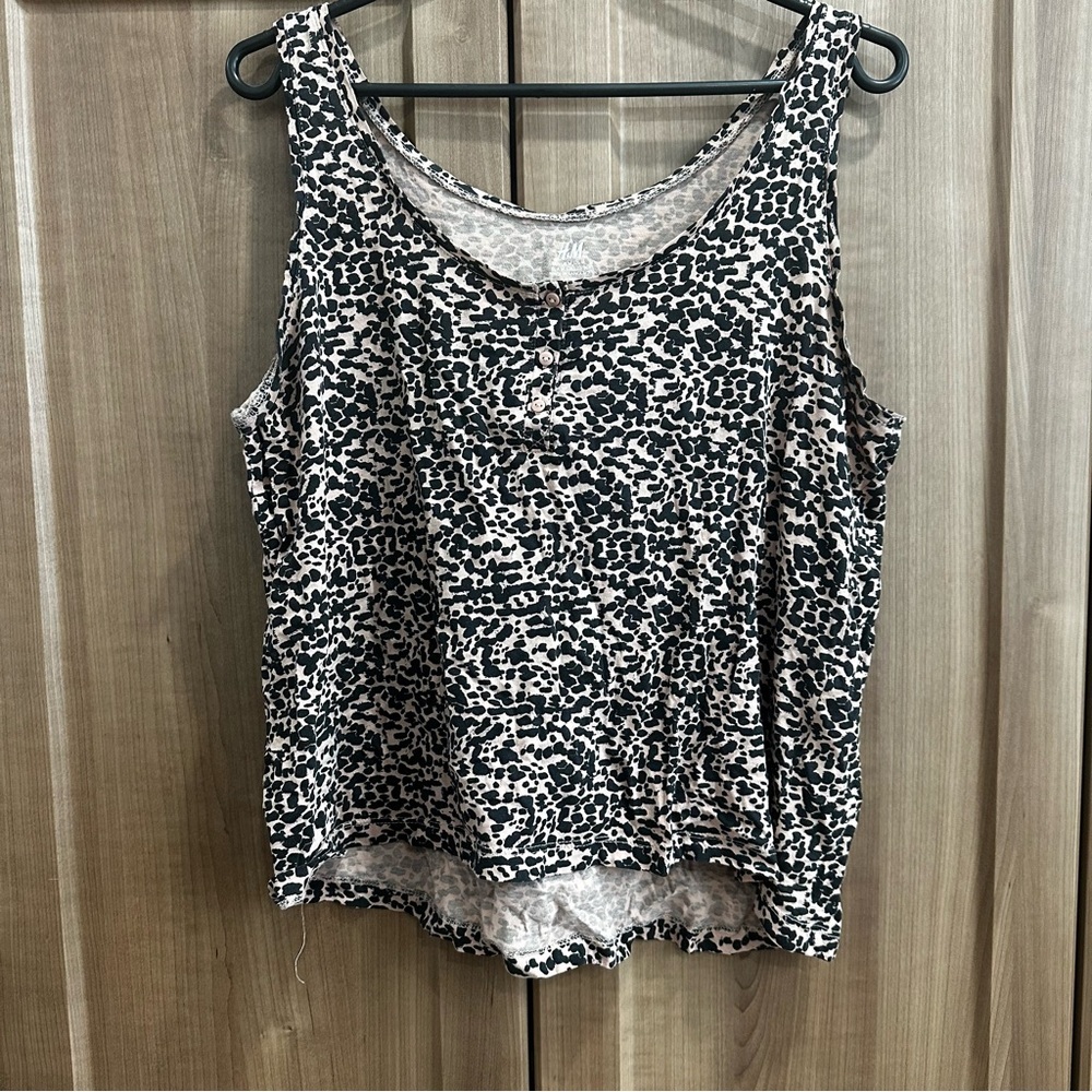 H&M leopard print tank | med